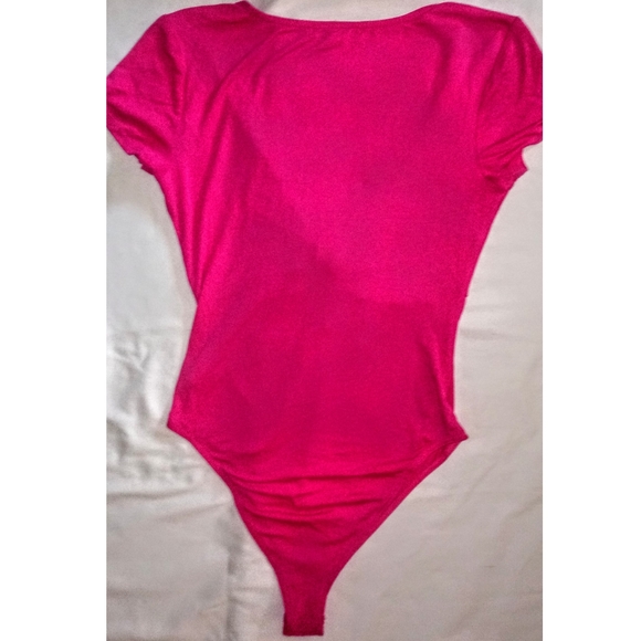 Socialite Tie Front Bright Pink Bodysuit, NWOT - Picture 5 of 5